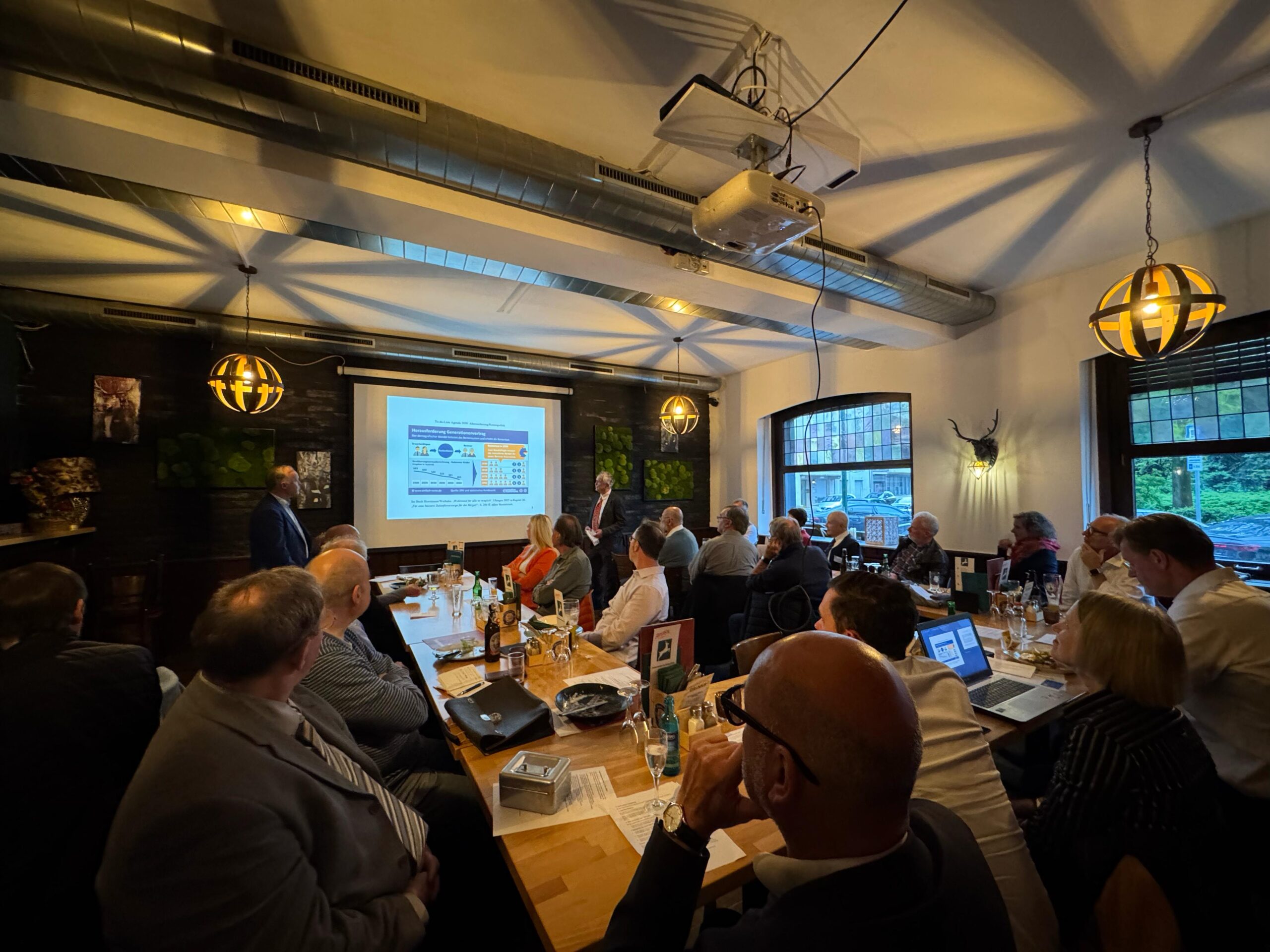 IEM im Hayek-Club Duesseldorf
