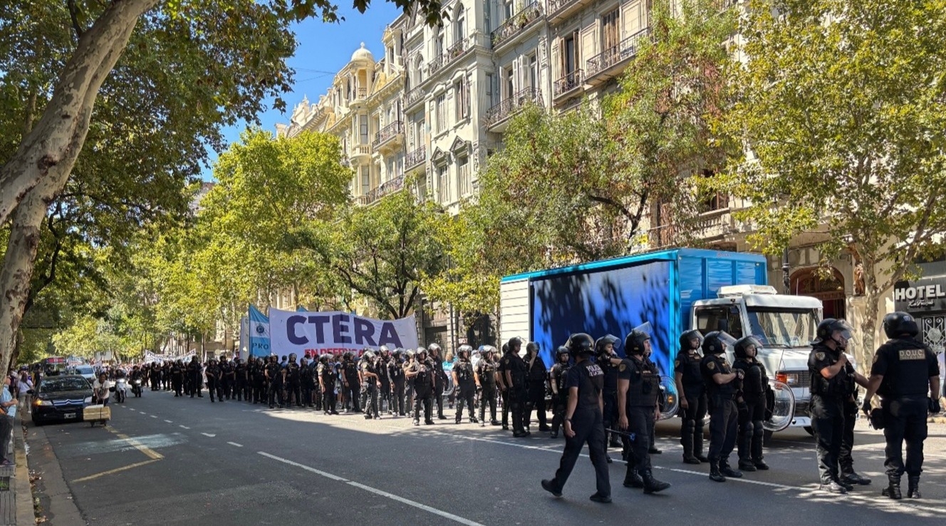 Kann Javier Milei seine Reformpolitik in Argentinien weiter erfolgreich umsetzen?